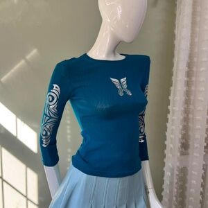 Vintage Y2K Cheryl Creation Tribal Graphic Long Sleeve Top Blue Silver Foil